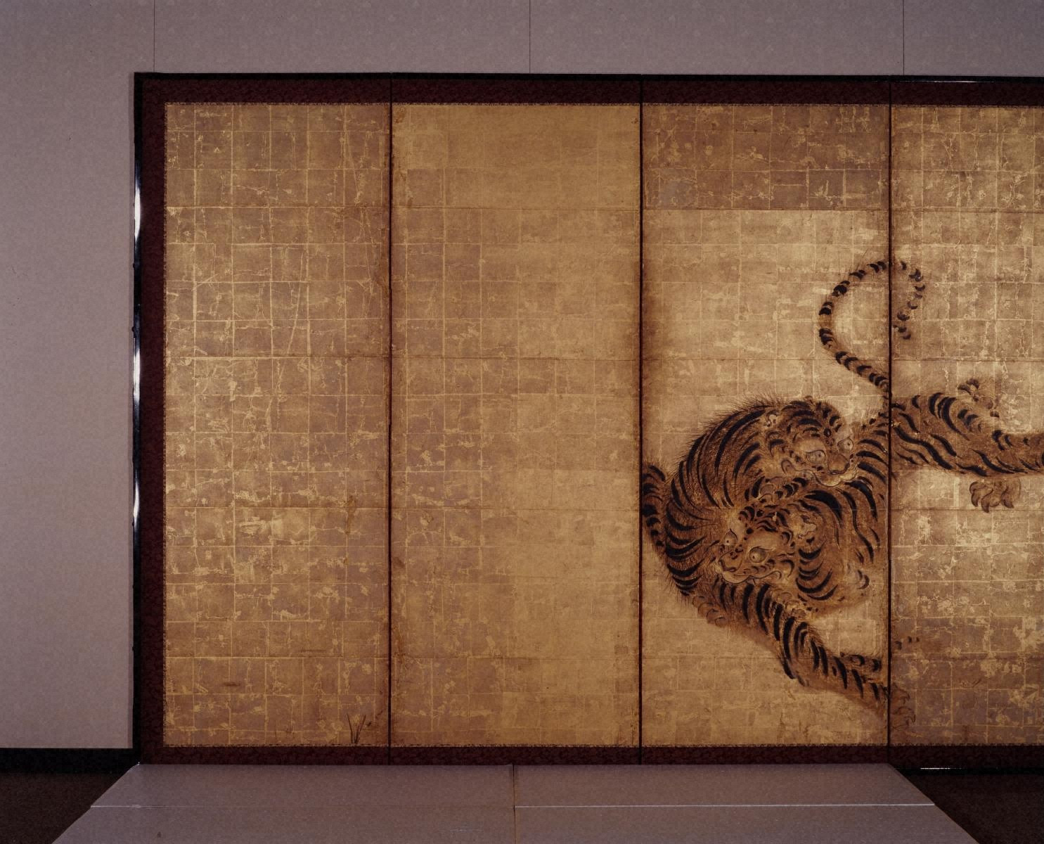 伝統的な日本の虎の屏風 伝統的な日本の虎の屏風 伝統的な日本の虎の屏風