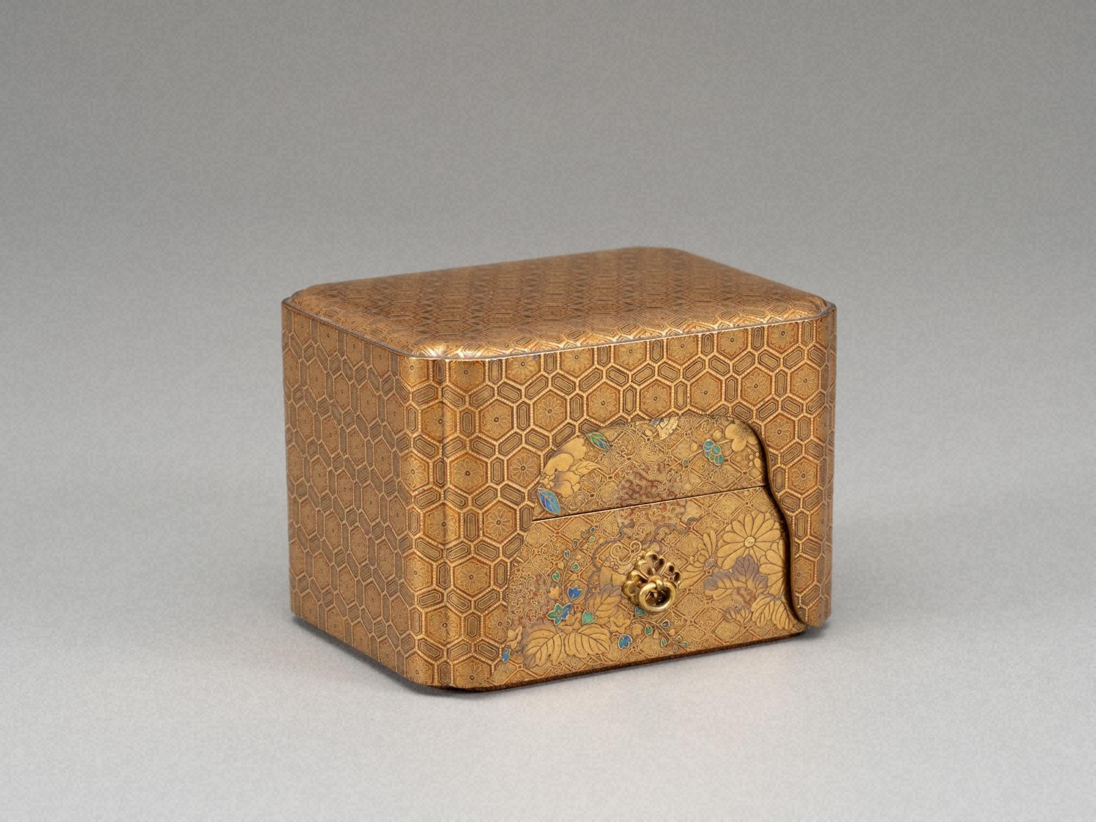 裂模様蒔絵二重小箱 - 金沢ミュージアムプラス