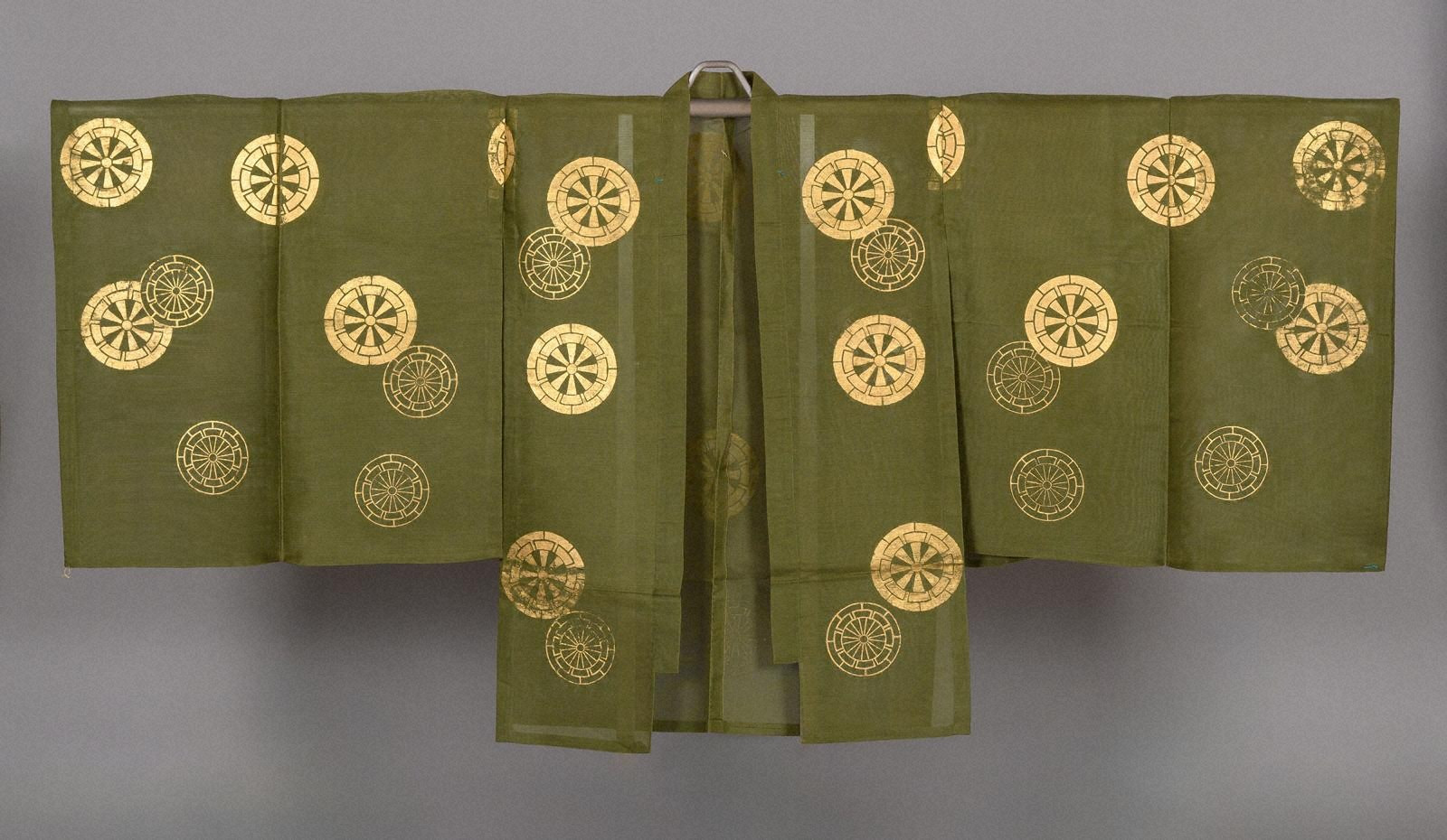 鶯色地源氏車文様長絹 - 金沢ミュージアムプラス